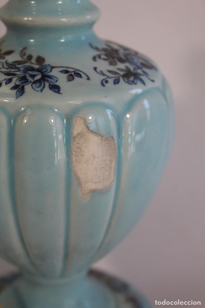 Vintage: Lampara de ceramica de Manises. Esmaltada en azul turquesa, - Foto 4