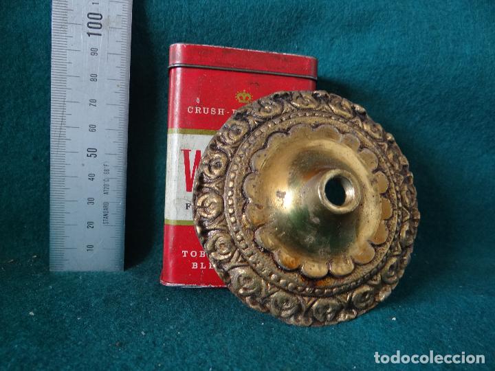 Vintage: ROSETA FLORON DE BRONCE DORADO PARA LAMPARA * - Foto 1