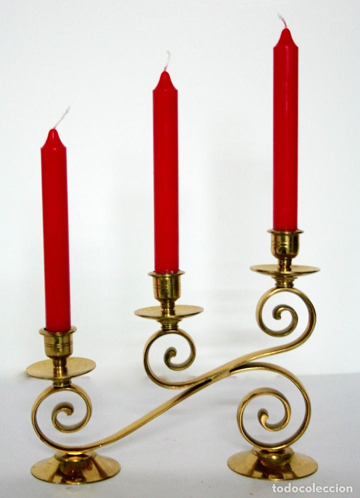 Vintage: Candelabro de bronce vintage de tres velas - Foto 4
