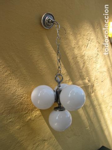 Vintage: Lampara de globos blancos. Funciona - Foto 3