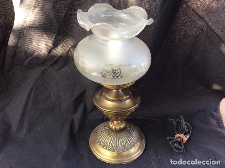 Vintage: L&aacute;mpara Material dorado con tulipa - Foto 4