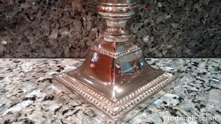 Vintage: CANDELABRO PORTAVELA CUADRADO PLATEADO - Foto 6