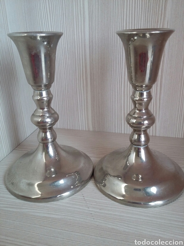 Vintage: Pareja de candelabros en metal plateado - Foto 1
