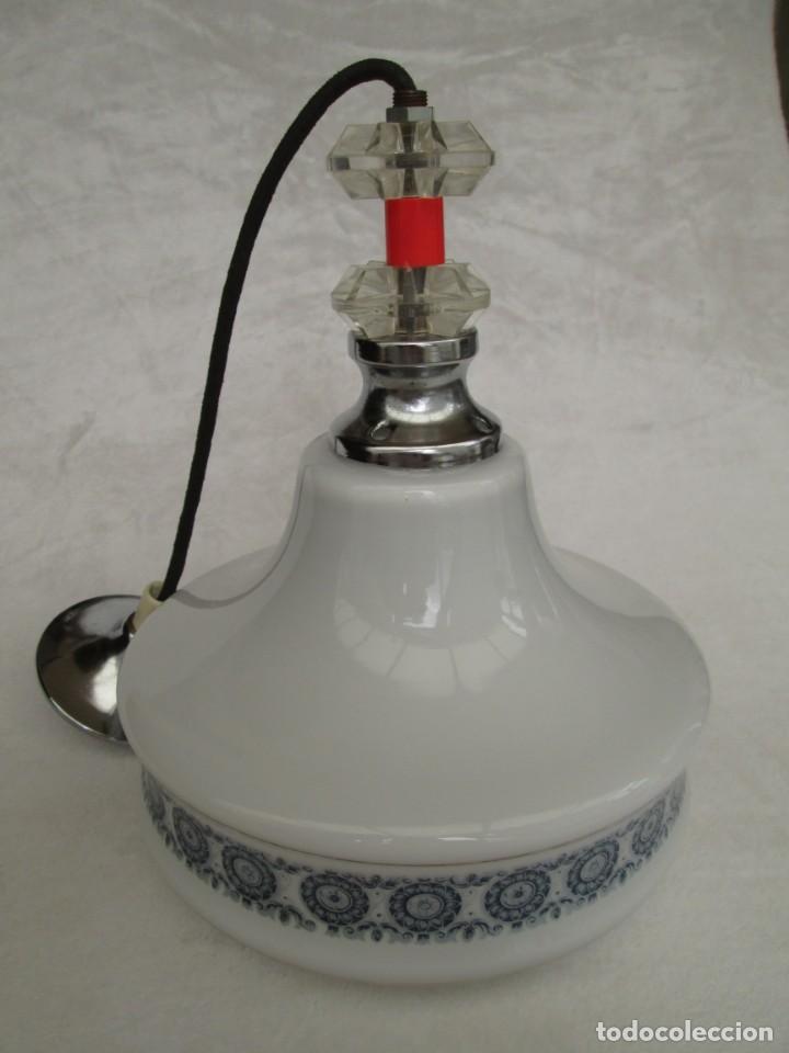 Vintage: L&aacute;mpara con cenefa azul - Foto 1