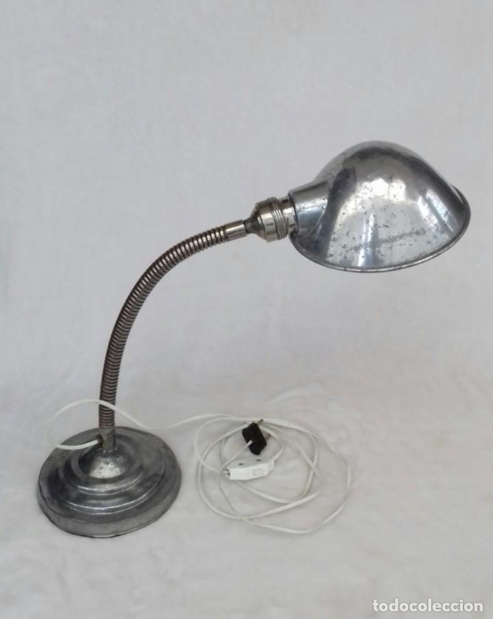 Vintage: Flexo de aluminio restaurado. - Foto 1