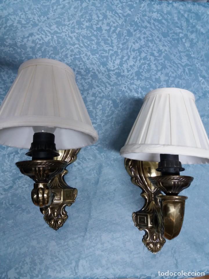 Vintage: PAREJA DE APLIQUES PARED BRONCE - Foto 1