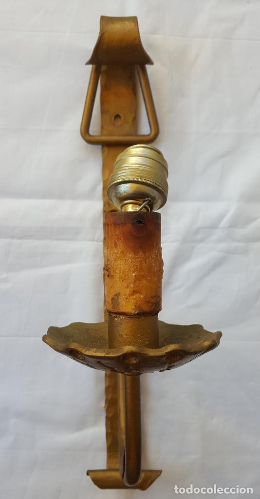 Vintage: APLIQUE DE FORJA DORADO A&Ntilde;OS 60 - Foto 2