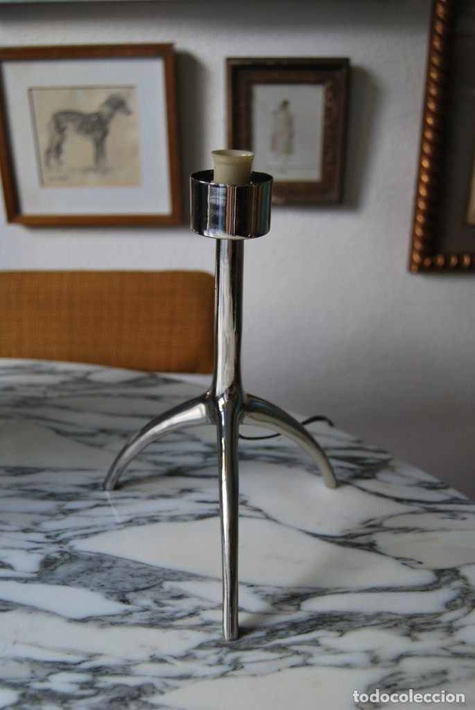 Vintage: L&Aacute;MPARA DE SOBREMESA DE METAL - TR&Iacute;PODE - T - Foto 4