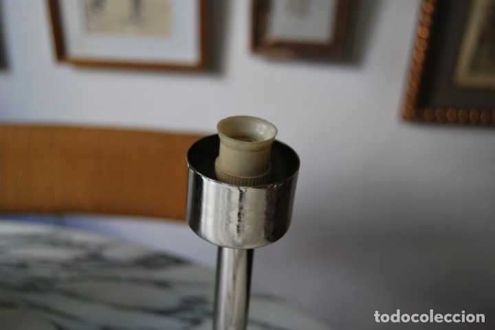Vintage: L&Aacute;MPARA DE SOBREMESA DE METAL - TR&Iacute;PODE - T - Foto 6