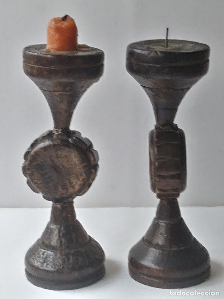 Vintage: PAREJA DE CANDELABROS DE MADERA - Foto 1