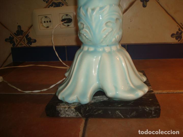 Vintage: lampara manises veteada celeste blanca con pie de marmol - Foto 7