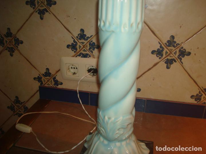 Vintage: lampara manises veteada celeste blanca con pie de marmol - Foto 8
