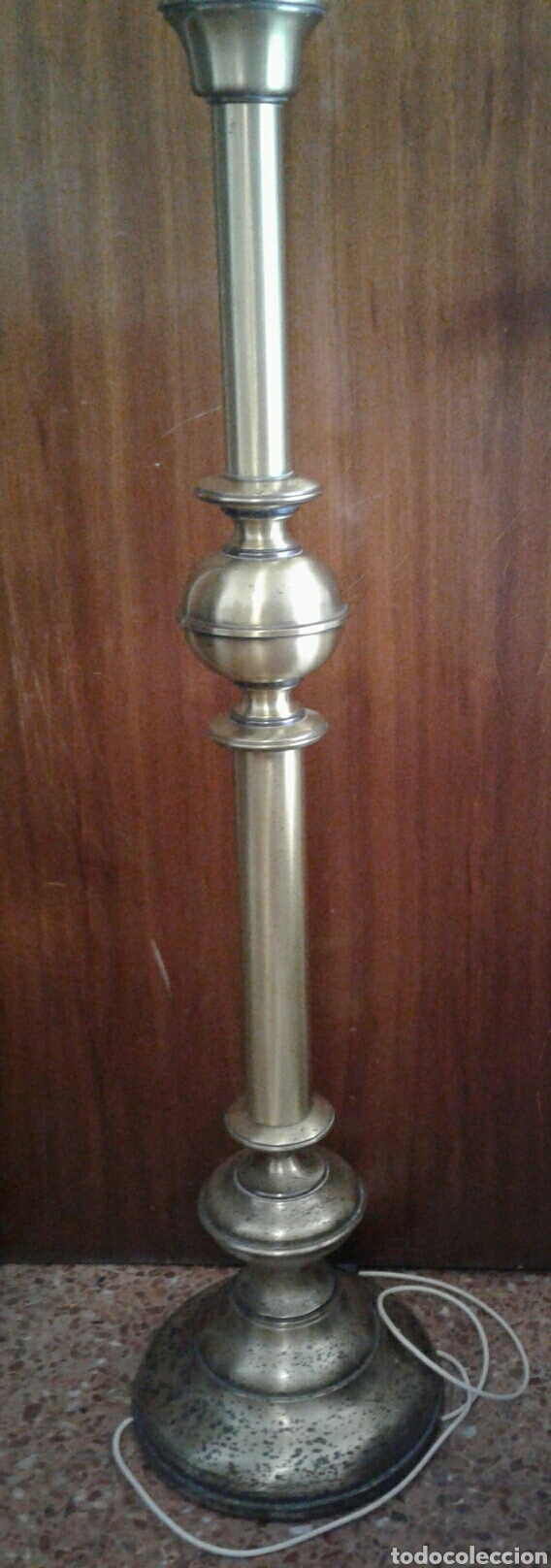 Vintage: PIE DE L&Aacute;MPARA DE BRONCE - Foto 1