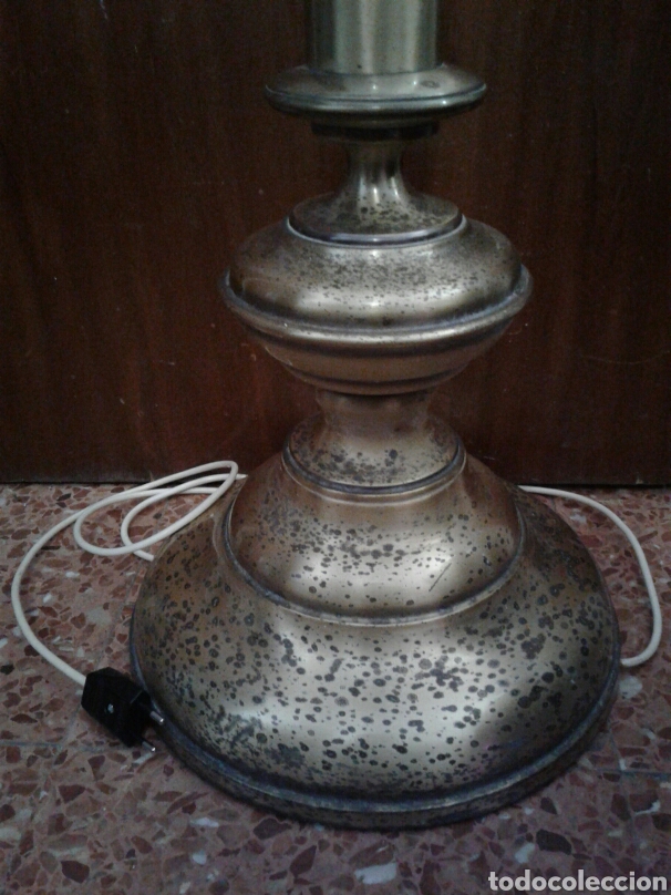 Vintage: PIE DE L&Aacute;MPARA DE BRONCE - Foto 3