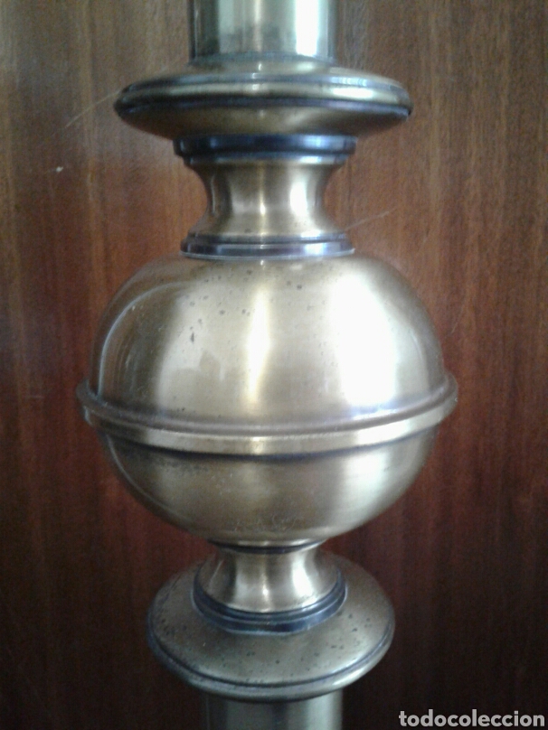 Vintage: PIE DE L&Aacute;MPARA DE BRONCE - Foto 2