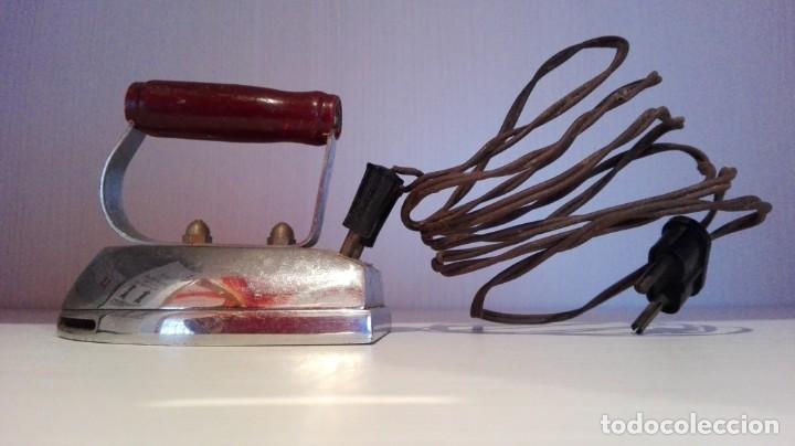 Vintage: MINIPLANCHA DE VIAJE - Foto 1