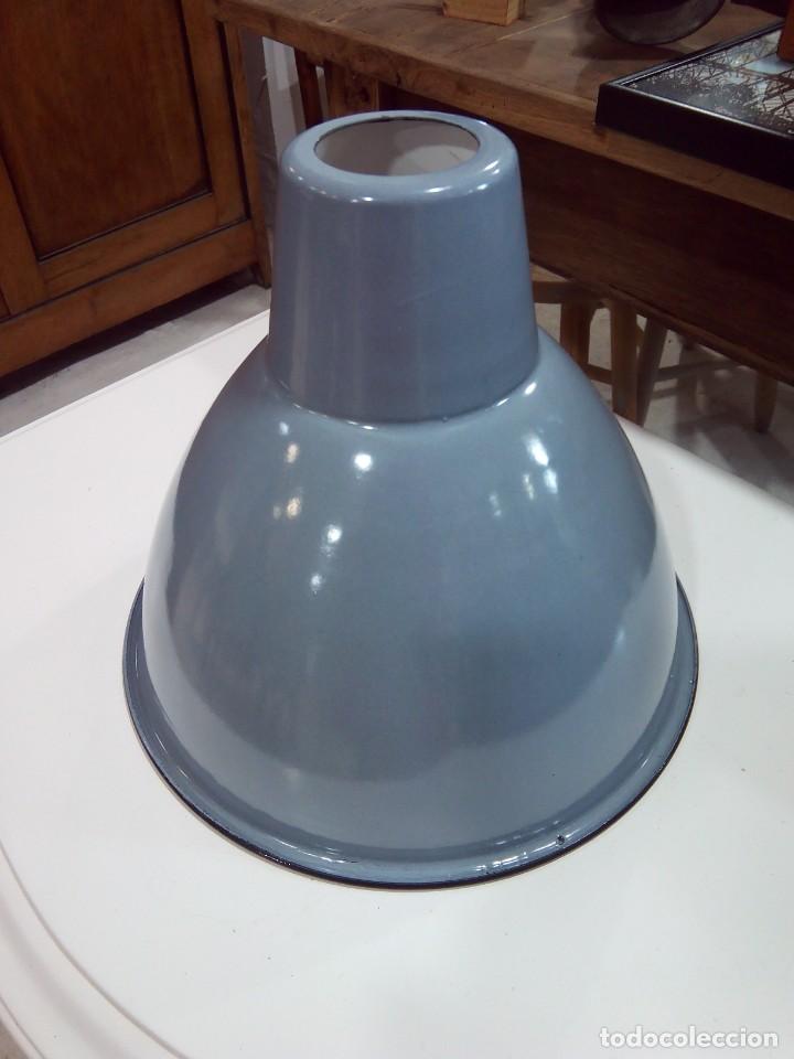 Vintage: L&Aacute;MPARA INDUSTRIAL ESMALTADA TECHO - Foto 2