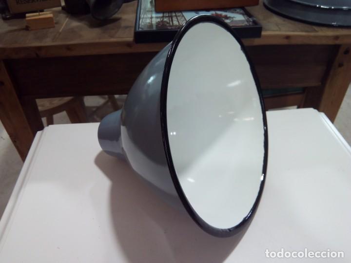 Vintage: L&Aacute;MPARA INDUSTRIAL ESMALTADA TECHO - Foto 4