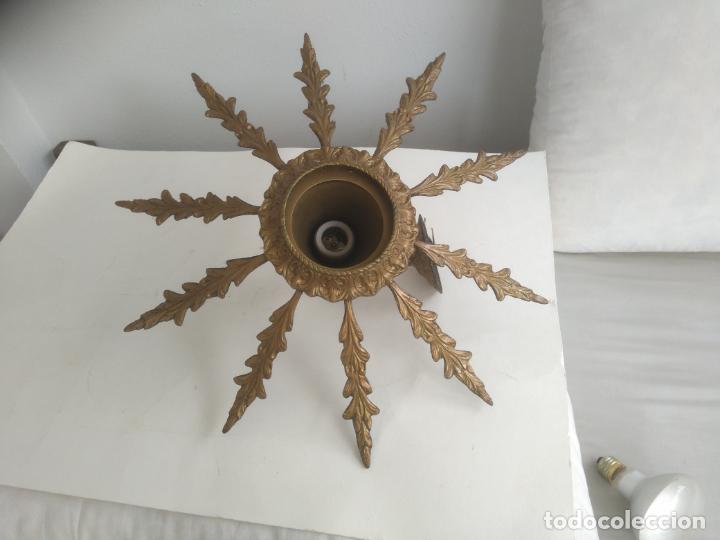 Vintage: Lampara tipo sol de bronce o lat&oacute;n - Foto 2