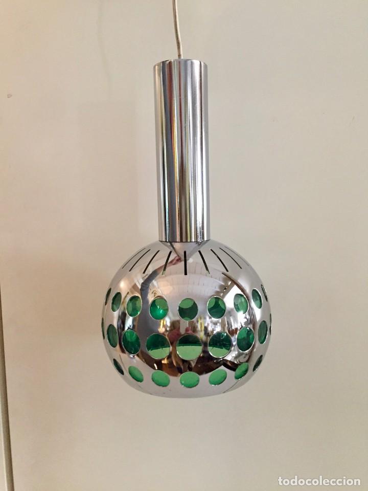 Vintage: LAMPARA DE TECHO CROMO Y VERDE 1970 - Foto 5