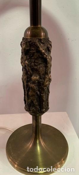 Vintage: L&aacute;mpara de mesa con pie escultura de bronce. - Foto 2