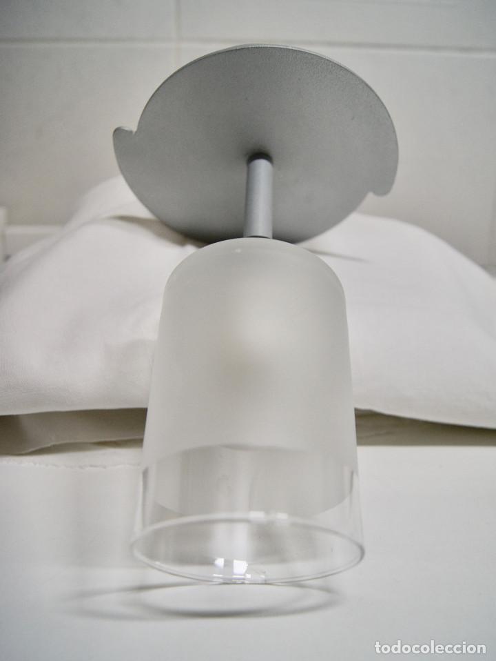 Vintage: Base gris con foco de cristal - Foto 1