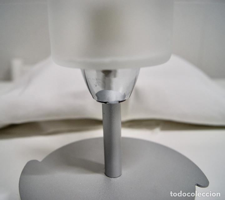 Vintage: Base gris con foco de cristal - Foto 3