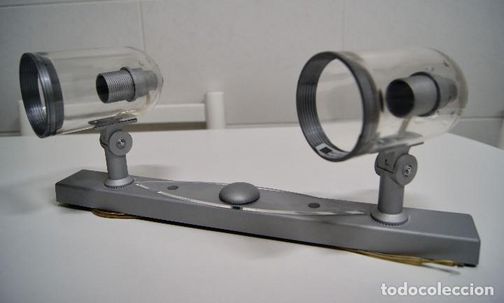 Vintage: Regleta con dos focos en pl&aacute;stico transparente - Foto 1