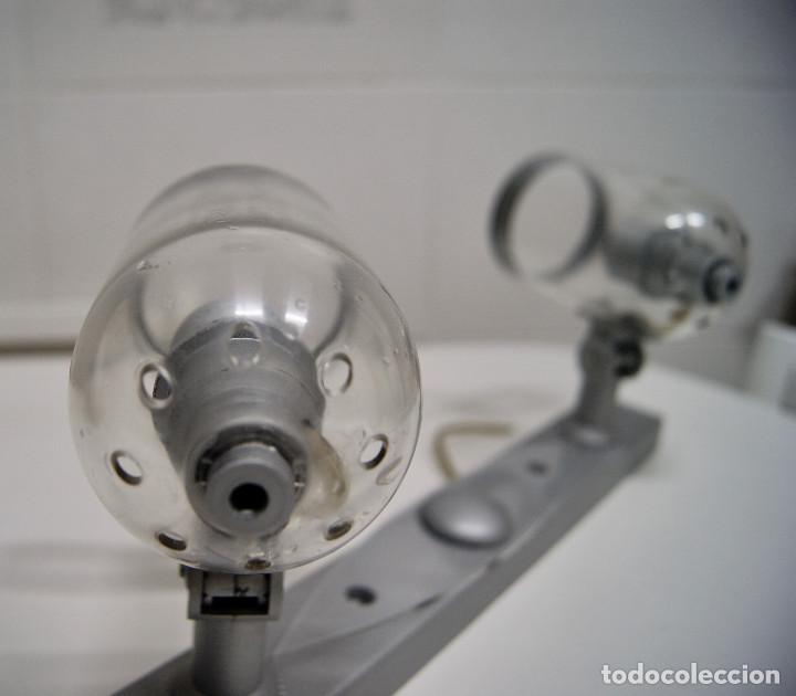 Vintage: Regleta con dos focos en pl&aacute;stico transparente - Foto 3