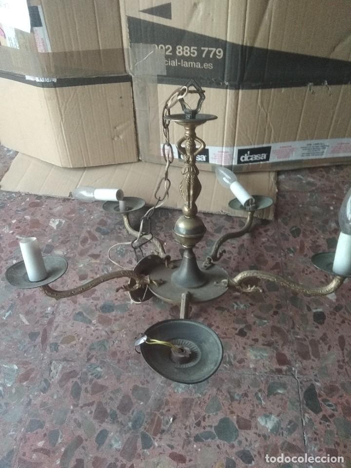 Vintage: Lampara antigua con figura de bronce - Foto 1