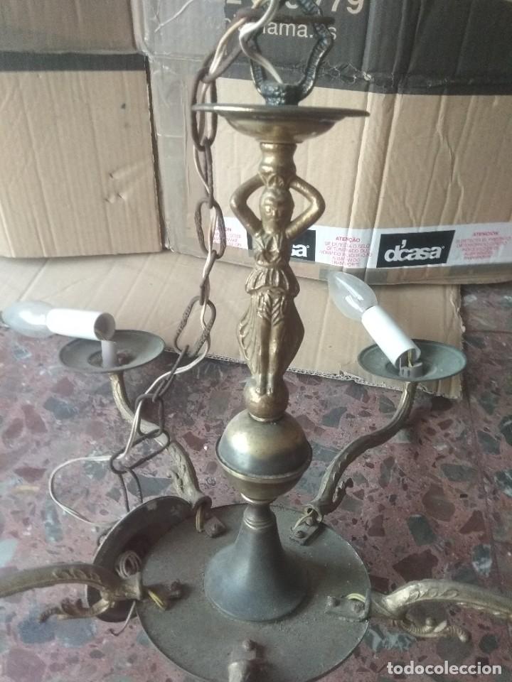 Vintage: Lampara antigua con figura de bronce - Foto 2