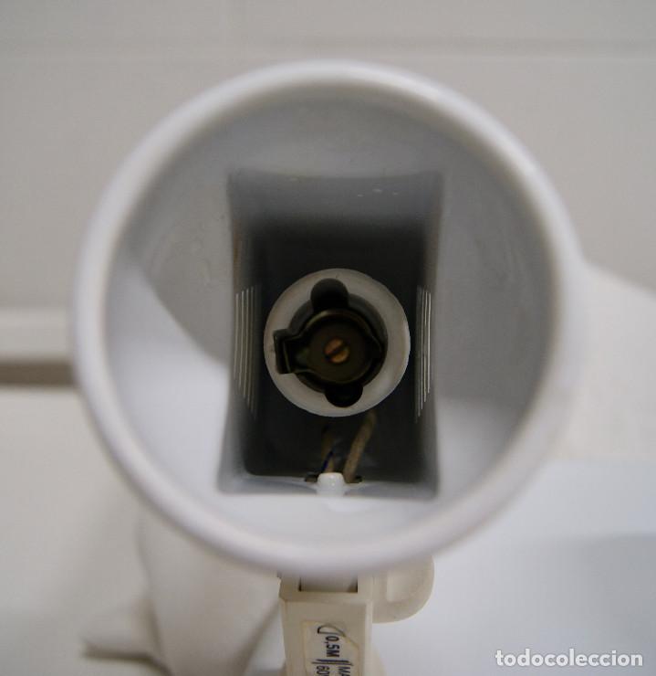Vintage: plaf&oacute;n con dos focos en metal blanco - Foto 7