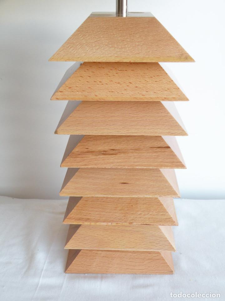 Vintage: LAMPARA SOBREMESA ARTESANAL DE MADERA - Foto 4