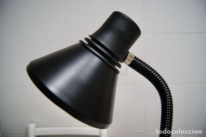 Vintage: L&aacute;mpara sobremesa tipo flexo en negro - Foto 2