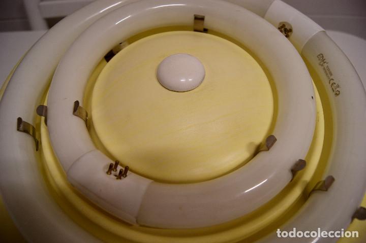 Vintage: plaf&oacute;n amarillo con fluorescentes - Foto 3