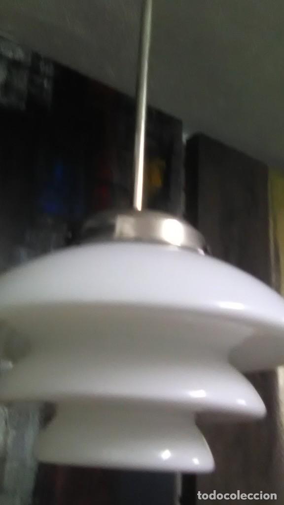 Vintage: L&aacute;mpara de techo opalina - Foto 1