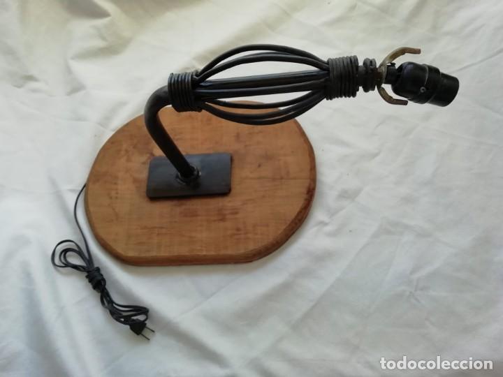 Vintage: lampara madera y hierro - Foto 1