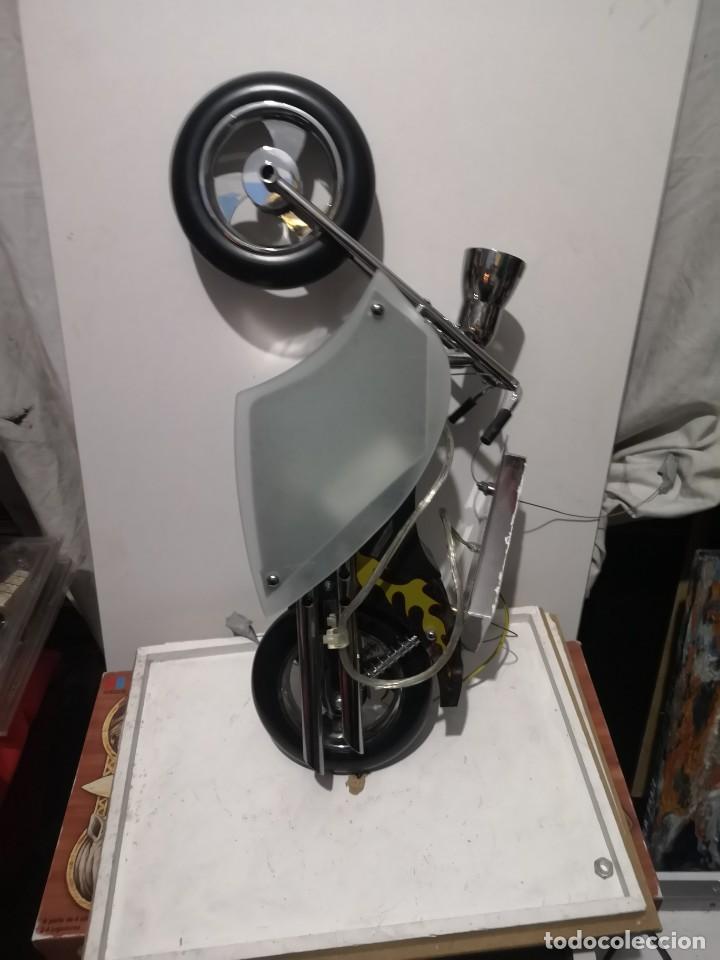 Vintage: L&aacute;mpara de techo con forma de moto - Foto 1