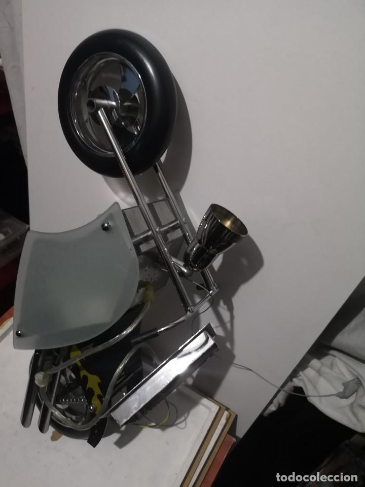 Vintage: L&aacute;mpara de techo con forma de moto - Foto 3