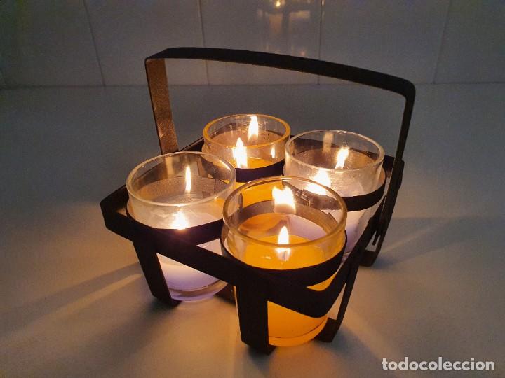 Vintage: CESTO DE METAL CON 4 VASITOS CON VELAS - Foto 1