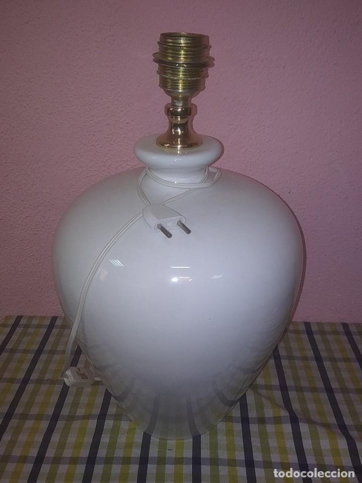 Vintage: Lampara de mesa antigua - Foto 1