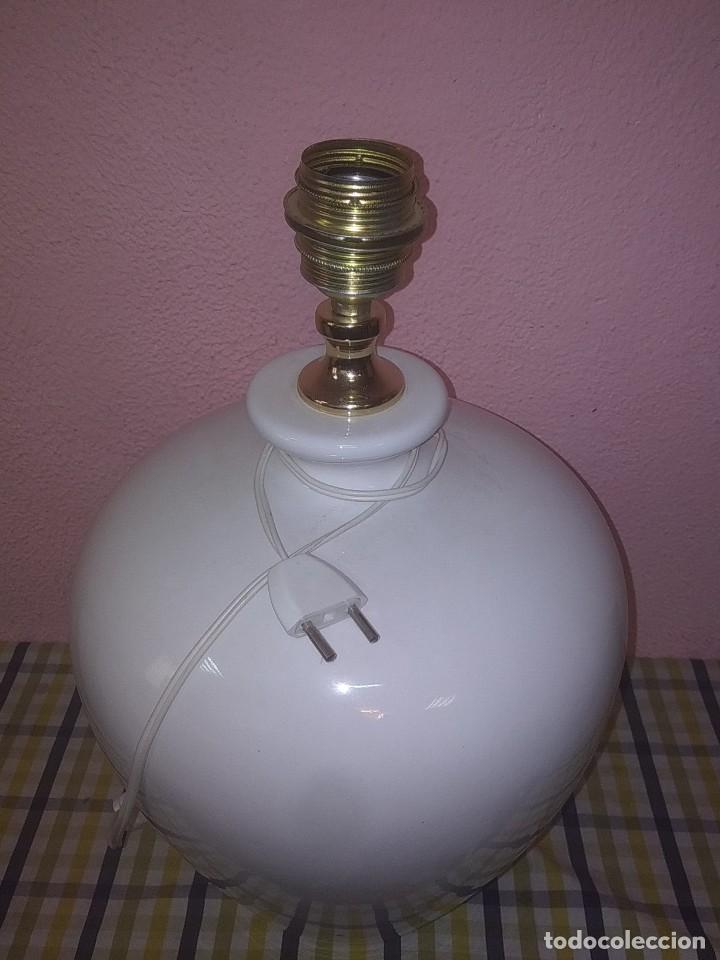 Vintage: Lampara de mesa antigua - Foto 2