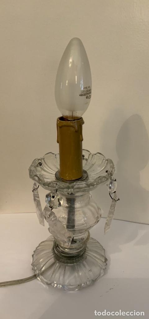 Vintage: PEQUE&Ntilde;A LAMPARA DE MESA DE CRISTAL - Foto 5