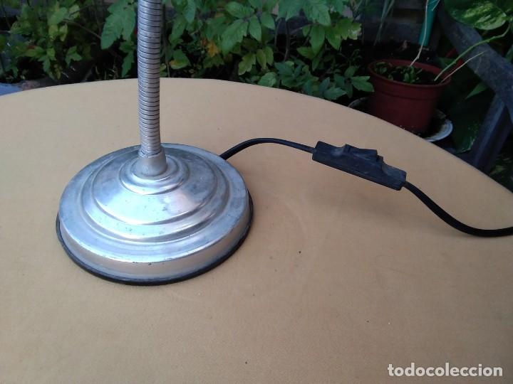 Vintage: L&aacute;mpara flexible antigua. ( funcionando) - Foto 3