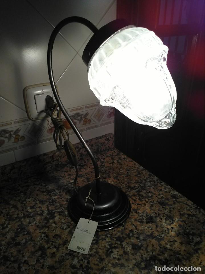Vintage: L&aacute;mpara de mesa antigua nueva - Foto 4