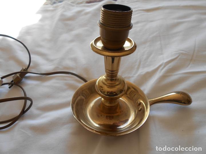 Vintage: PALMATORIA DE METAL TRANSFORMADA EN LAMPARA DE MESA - Foto 2