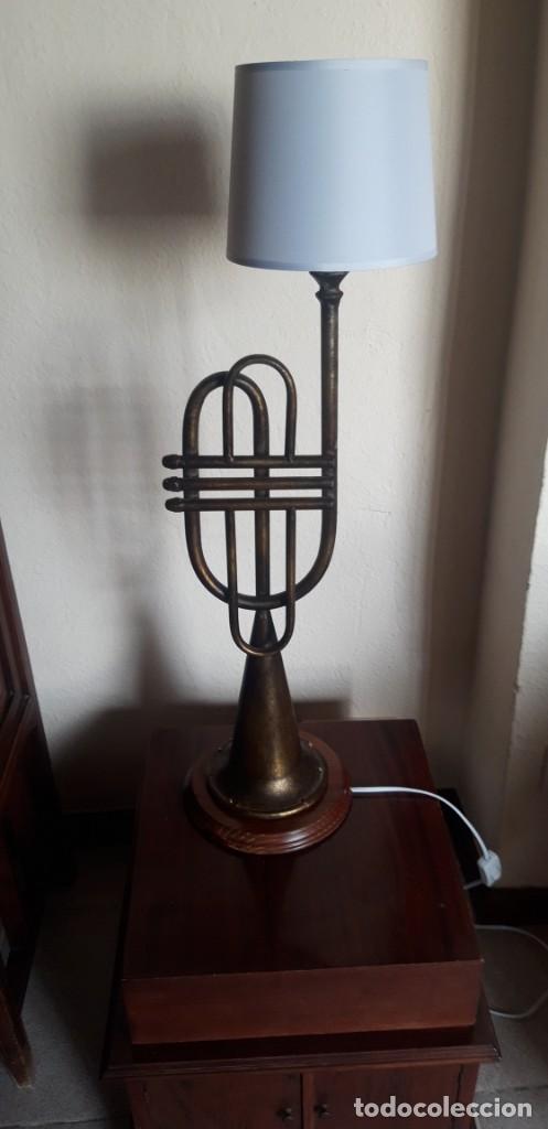 Vintage: Lampara trompeta decoracion - Foto 1