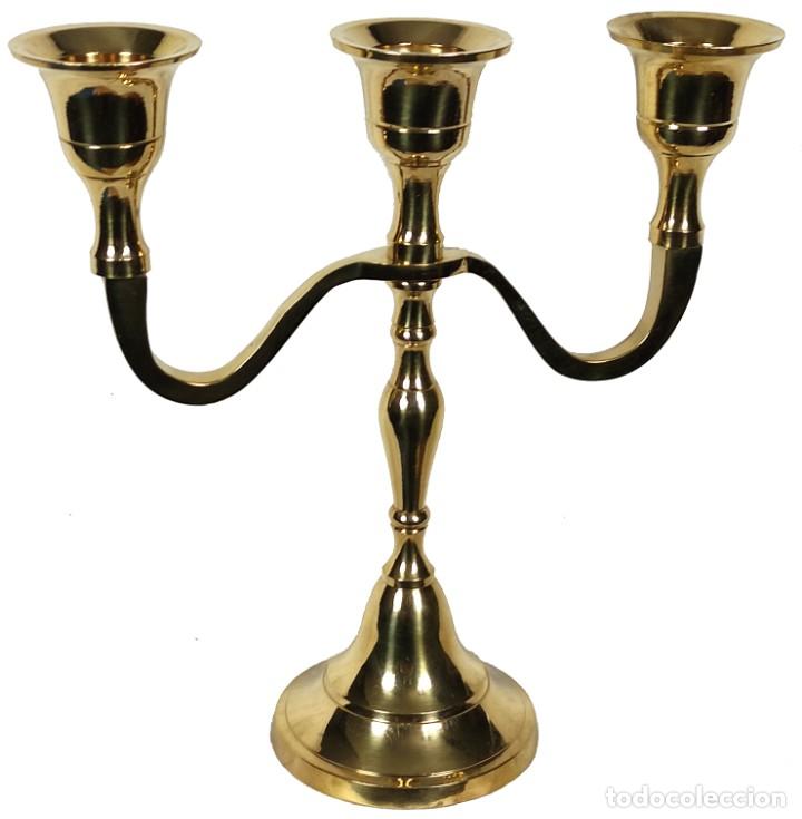 Vintage: Candelabro de lat&oacute;n de 3 brazos - Foto 1