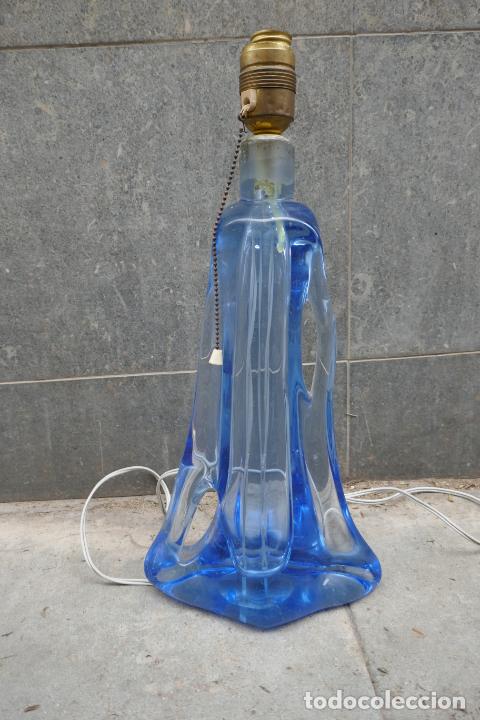 PRECIOSA LAMPARA DE MESA DE CRISTAL AZUL DE MURANO. (Vintage - Lámparas, Apliques, Candelabros y Faroles)