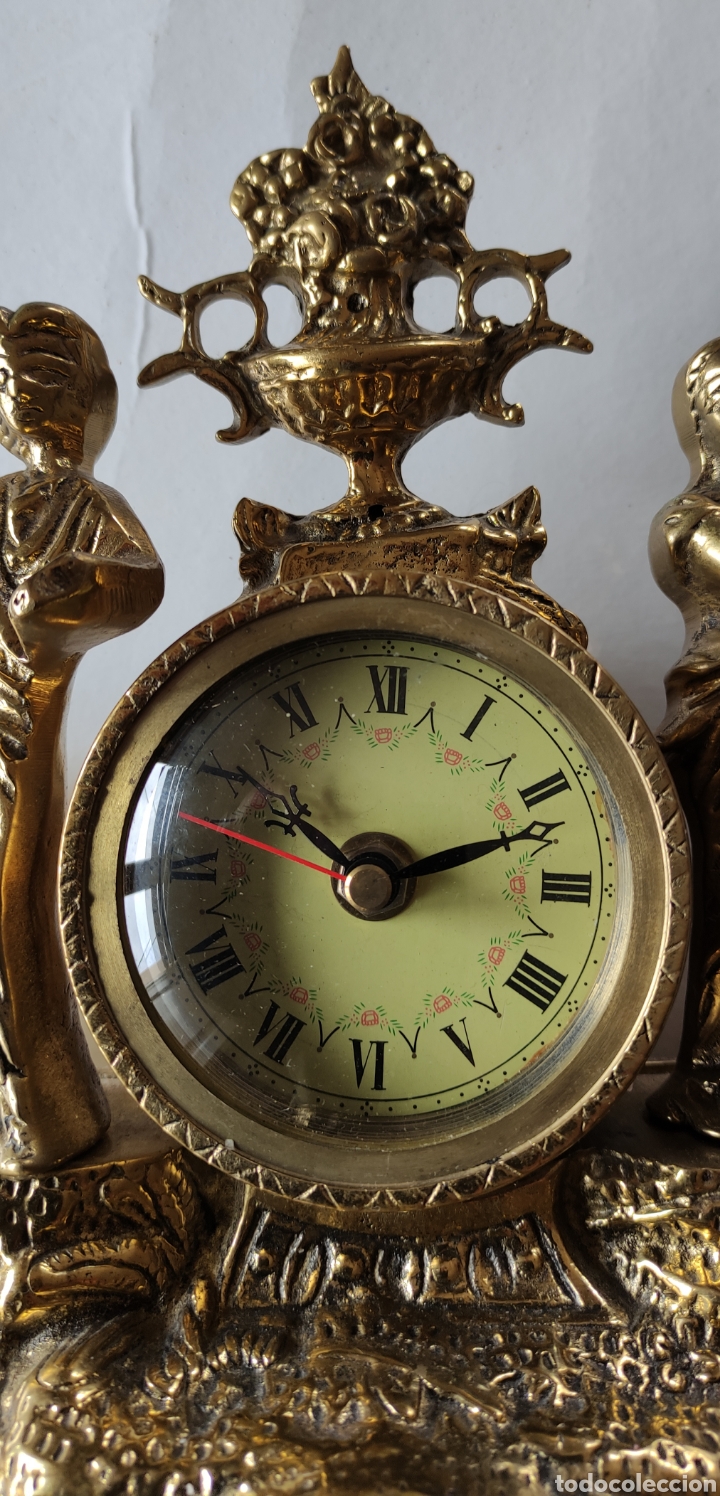 Vintage: Lote de reloj y 2 candelabros de bronce - Foto 9